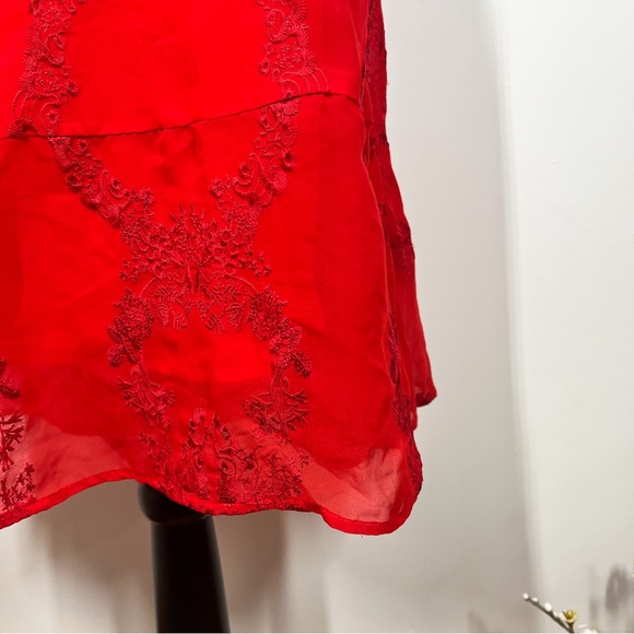 For Love & Lemons Red Embroidered Skirt Size S Side Zip Flounce Button Lined - Picture 3 of 13